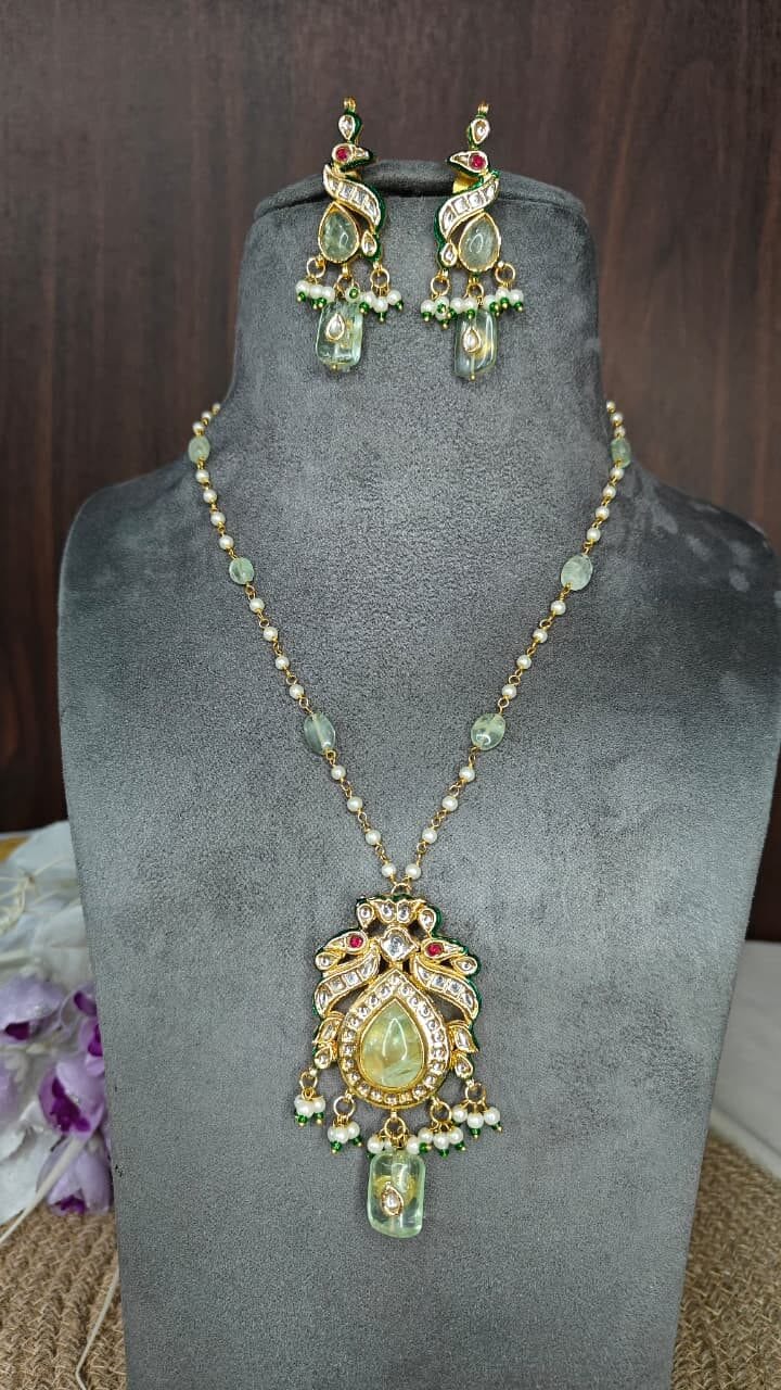 Peacock Kundan Necklace Set - Image 9