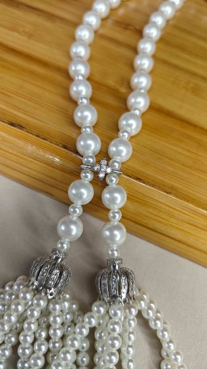 Shweta Pearl Long Statement Mala - Image 5