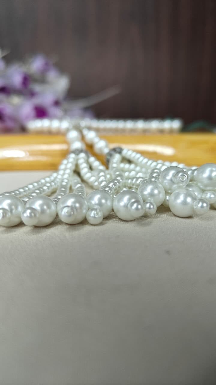 Shweta Pearl Long Statement Mala - Image 3