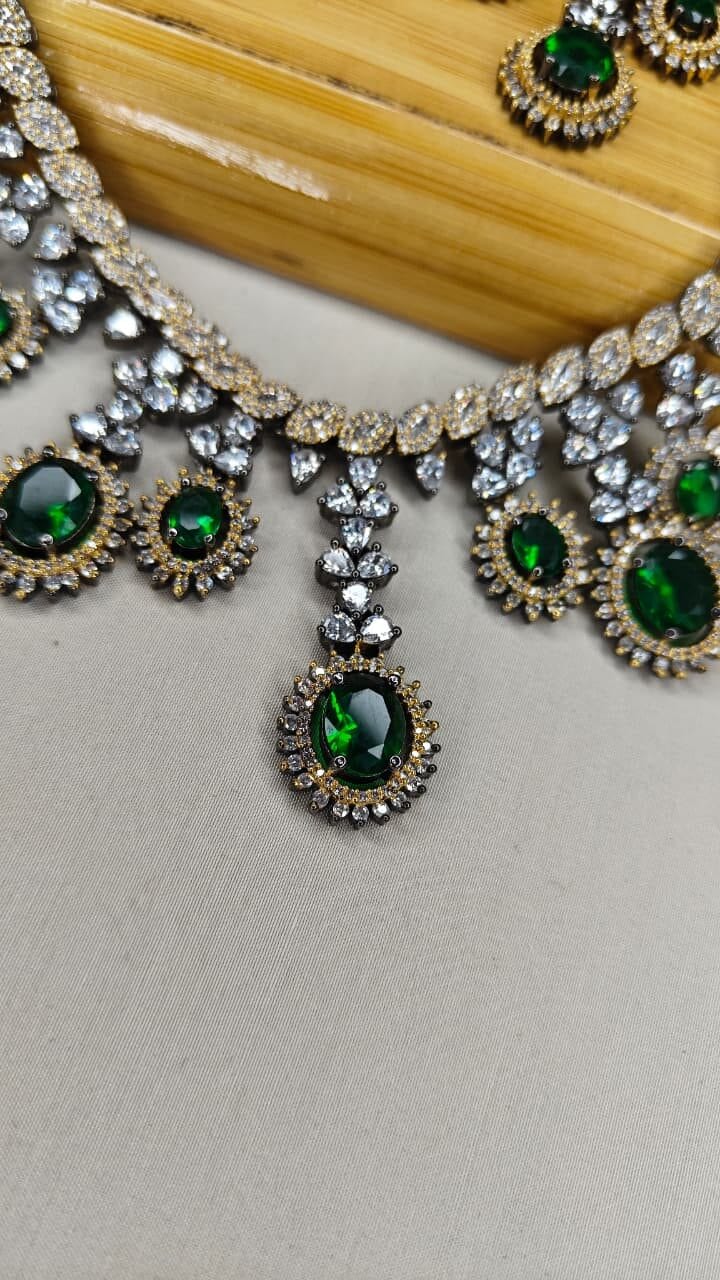 Emerald Victorian Necklace - Image 7
