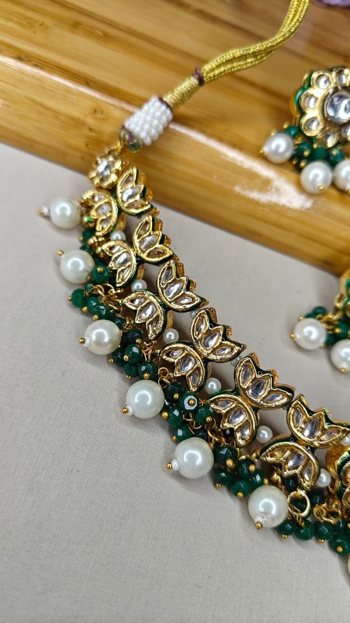 Advika Kundan Pearl Choker Set - Image 6