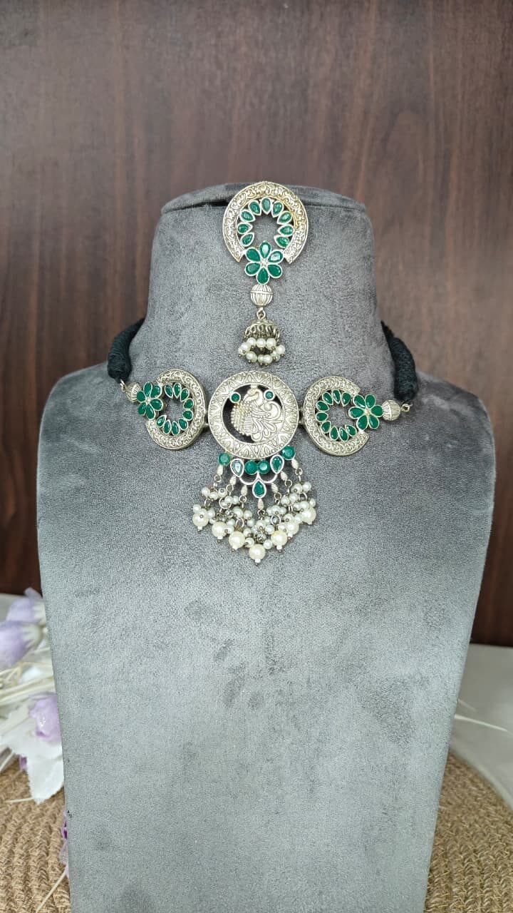 Peacock Adira Choker - Image 4