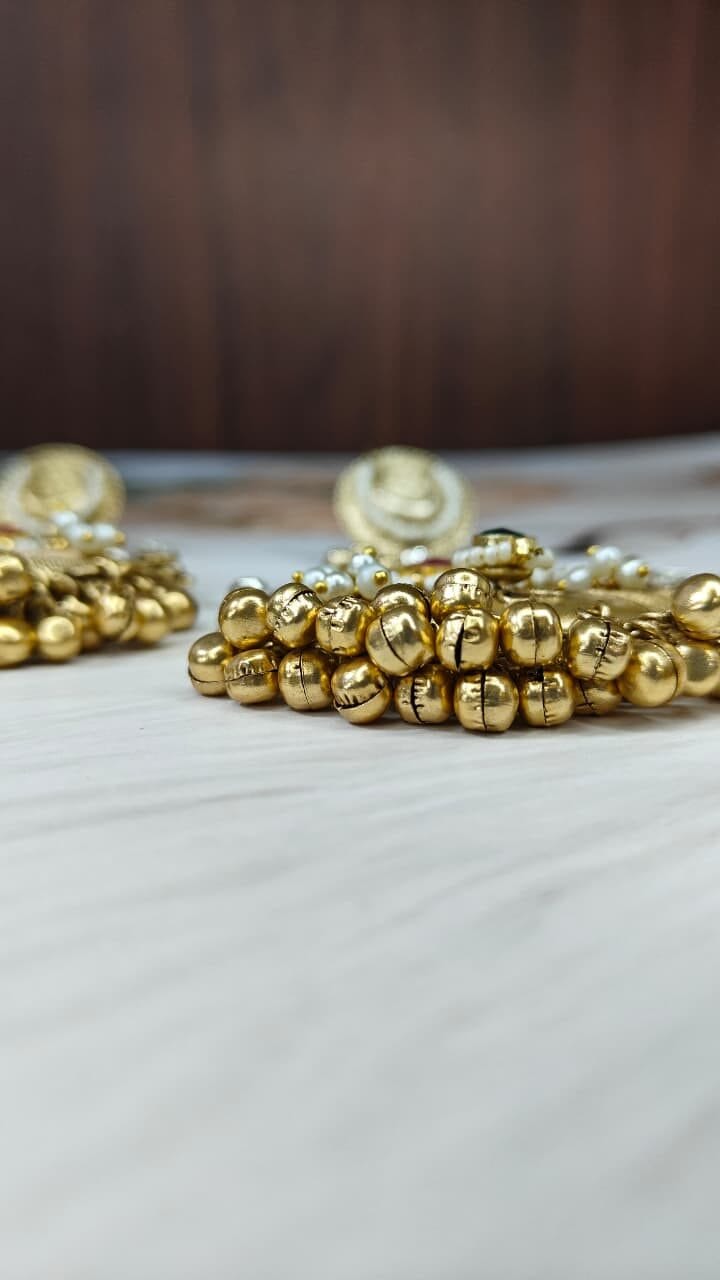 Chandrika Pacchi Kundan Earrings - Image 4